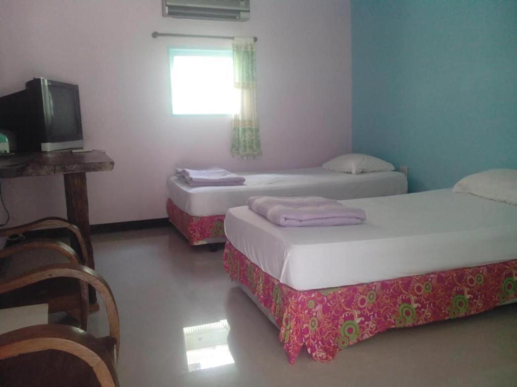 Kanta Hill Resort Nakhon Si Thammarat Bagian luar foto
